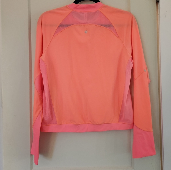 Lululemon Lightweight Run Jacket - Picture 3 of 9